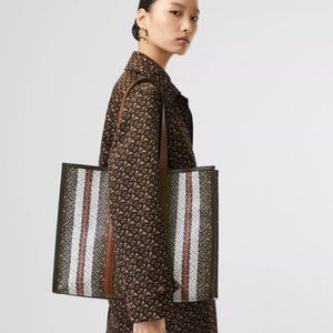 Large Burberry Tote Bag (Canvas). New with tags.